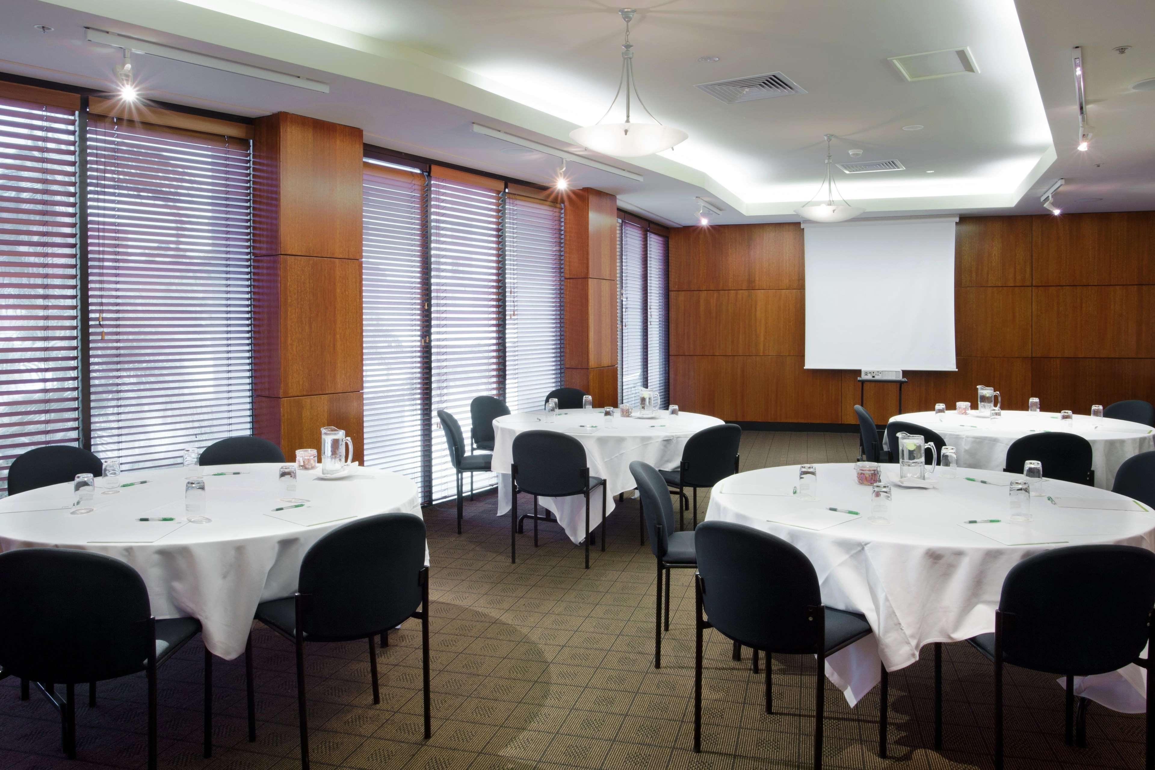 Hilton Garden Inn Darwin Restaurant photo